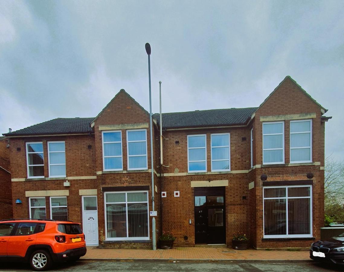 1 & 2 Bed Apartments - Desborough, Kettering, Wifi, Parking, Family Εξωτερικό φωτογραφία